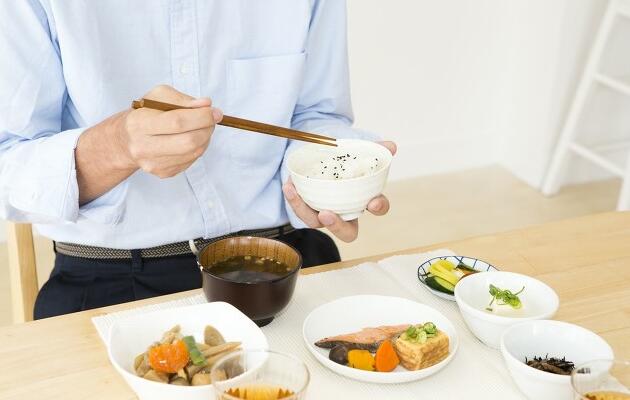 日常健康飲食中，葷素食如何搭配？